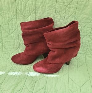 Steve Madden Carlsen Burgundy Suede Bootie - 6 (36)